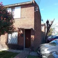 Apartamento duplex único en Carmelo, hotel em Carmelo