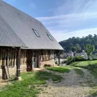 La Charretterie Cœur du village typique Normand, hotel u gradu Saint-Christophe-sur-Condé
