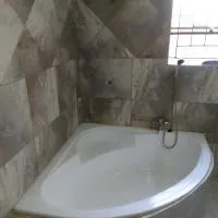 Thiwani Guest House, hotel Tembisa városában