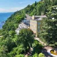 Hotel Riviera & Maximilian's, viešbutis Trieste