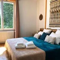 Gîte des Sisampas- Terrasse privée, vue aux montages, hotel u gradu 'Rencurel'