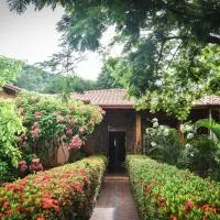 Casa Cora Bed and Breakfast, hotel di Carmona