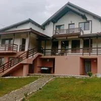 Casa din Deal Isverna Mehedinți，Turtaba的飯店