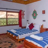 Hotel Awayou, khách sạn ở Bou Tharar