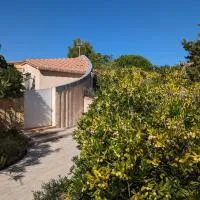 villa bord de mer, khách sạn ở Torreilles