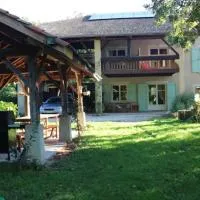 Ferme ancienne des tilleuls, hotel din Vinay