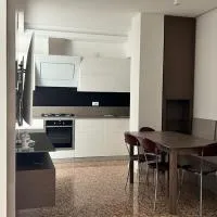 Le Piazzette 2، فندق في سكيو