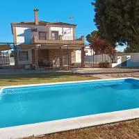Casa Rural El Algarrobo, hotel em Utrera