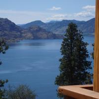 PineWood Guesthouse, hotel in Peachland