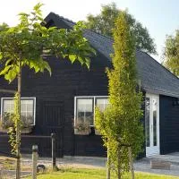 Holiday home, hotel u gradu Arriën