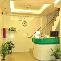 Drossgold Pension House, khách sạn ở Tubigon