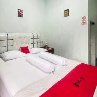 RedDoorz near Kantor Bupati Tapanuli Tengah Aek Tolang, hotel poblíž Ferdinand Lumban Tobing Airport - FLZ, Halangan