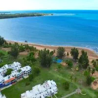 Villa Layka Beach House at Playas del Yunque, viešbutis mieste Rio Grandė