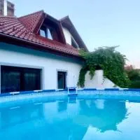 Dom w Karkonoszach z basenem 5 sypialni, hotel a Kowary