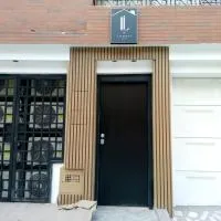 Laureles Inn, hotel di América