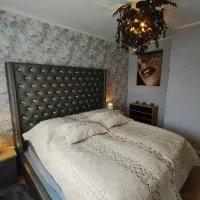 Kitse 26 Apartment , Self Check-in, Free Parking, hotel di Pärnu
