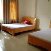 Nhà Nghỉ Hoàng Xuân, Hotel in Pho Mới
