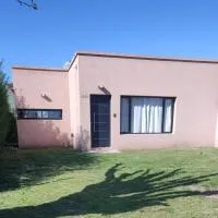 Casa Blandengues alojamiento temporal, khách sạn ở San Miguel del Monte