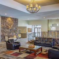 Days Inn by Wyndham Cranbrook Conference Centre, hotel near Canadian Rockies International Airport - YXC, Cranbrook
