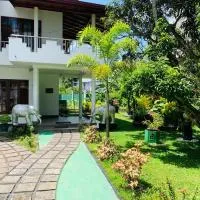 Elysian Home Villa، فندق في Madiwala