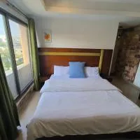 Intellectual Inn - Spring North Ph7 Bahria Town, hotel a Rawalpindi