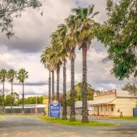 Pioneer Tourist Park, hotel di Deniliquin