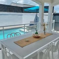 Villa - Cosy - Piscine - Guadeloupe centre: Baie-Mahault şehrinde bir otel