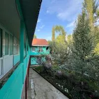 Happy Family Guest House、Arslanbobのホテル