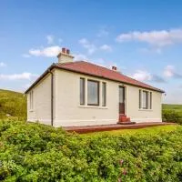 Dunard - Charming three bedroom cottage in Bigton, khách sạn ở Sandwick