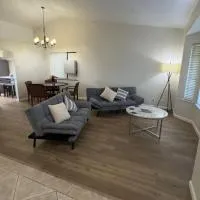 Oasis Hm near Rancho Vista- Shared Hm, hotel a Palmdale