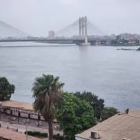 Viesnīca Luxury 2BH with full Cairo Nile view Kairā