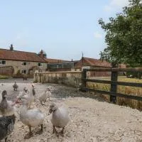 Bellmanear Farm Cottage, hotel Maltonban