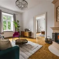 Stylowy Apartament w centrum Piecowy Zakątek, hotel Przemyślben