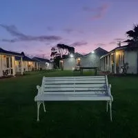 The Furlong, Hotel in Hawera