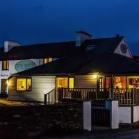 The Beach Day's Bar & B&B, Hotel in Inishbofin