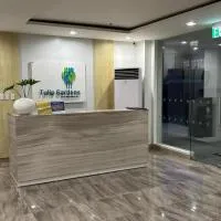 Prestige Suite at Tulip Gardens Southwoods, hotel a Jalang
