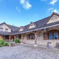 Jaś i Małgosia, hotel i Poraj