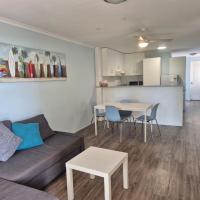 Cosy Beach Pad - Three Bedrooms, hotel poblíž Letiště Sunshine Coast - MCY, Marcoola