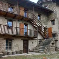 Alte terre lab&room, hotel in San Damiano Macra