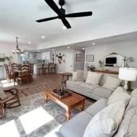 Norris Lake Modern Farmhouse Retreat, hotel Sharps Chapelben