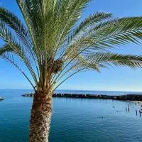 The Vibe Madeira Apartment 2, hotel ad Arco da Calheta