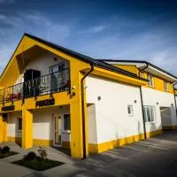 Penzión Tulipán, hotel di Jelka