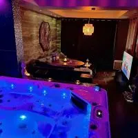 Love room โรงแรมในOnnaing