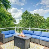 Front Royal Retreat on 3 Acres with Mtn Views!, hotel in zona Front Royal-Warren County - FRR, Front Royal