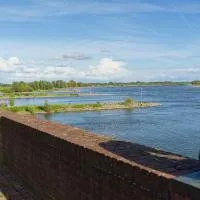 Ferienwohnung Little Dragon - Rheinblick, hotel u gradu Res