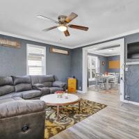 Spacious 3 Bedroom, 4Bed Cozy Home, hotel poblíž Lansing Capital City Airport - LAN, Lansing