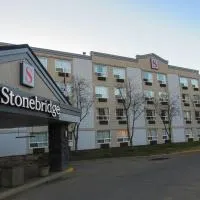 Stonebridge Hotel โรงแรมในฟอร์ตแมคมาร์รีย์