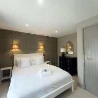 Number 5 Clevedon, Hotel in Walton Down