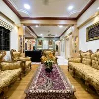Homestay & Pool Laman Sri Aman Pontian, hotel di Pontian Besar