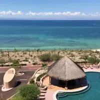 Three Bedroom Oceanview-VISTAMAR in Puerta Cortés Residences, hotel en La Paz